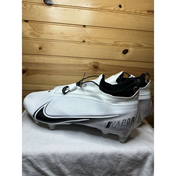 Nike Vapor Edge Elite 360 Flyknit Cleat White Removable Spikes Football Size 12W - Picture 1 of 9